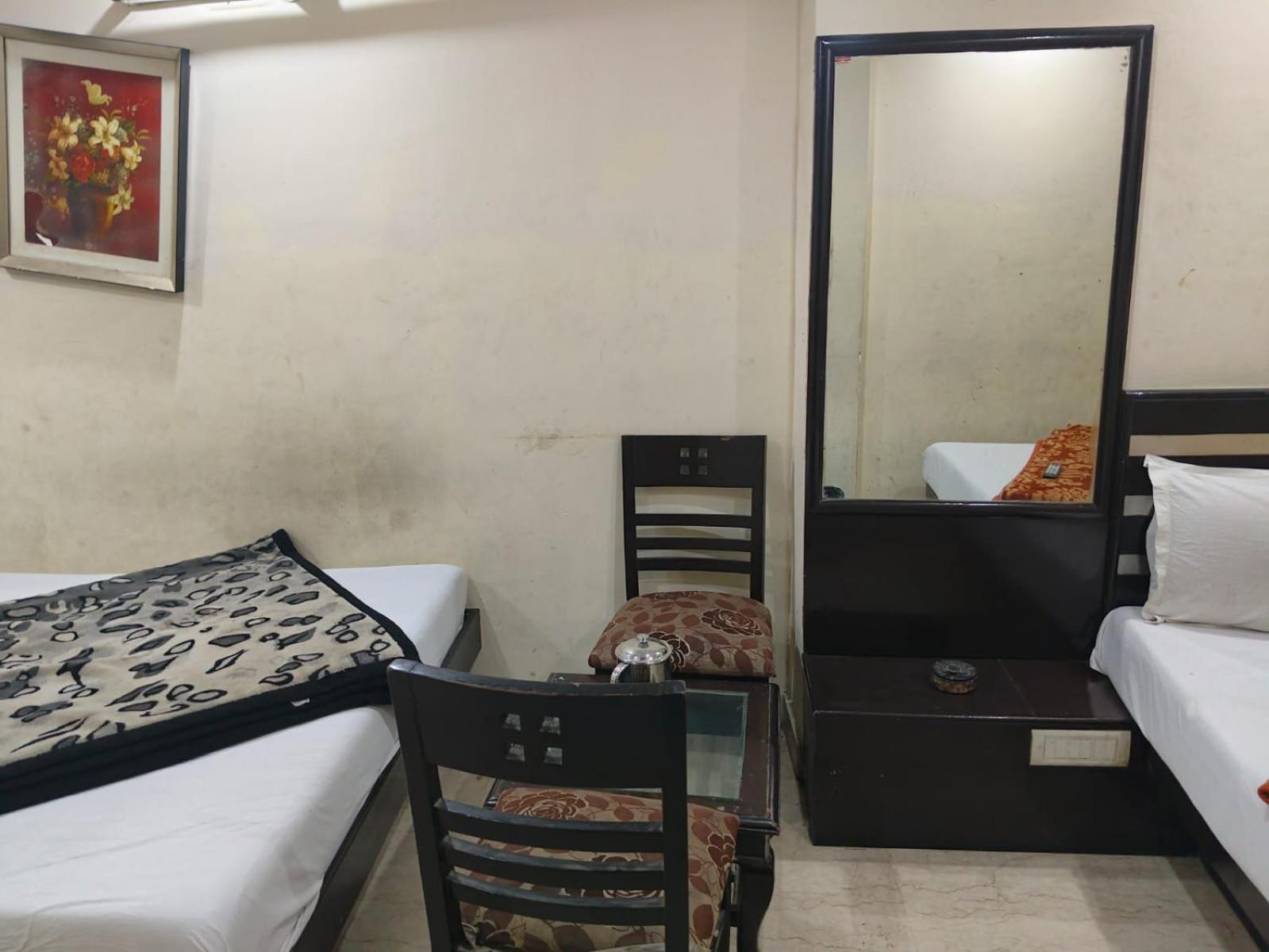 Hotel Pk International Near By New Delhi Station I Couple Friendly 외부 사진